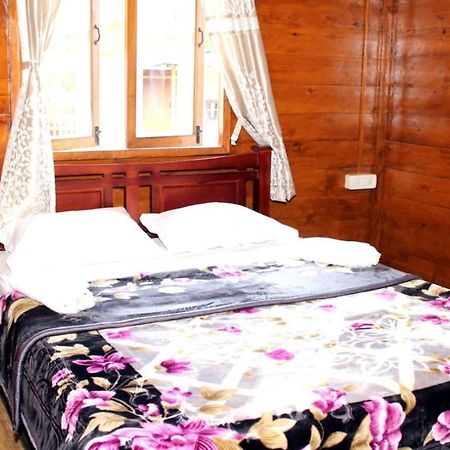 Vicky Wood House Villa Ooty Buitenkant foto